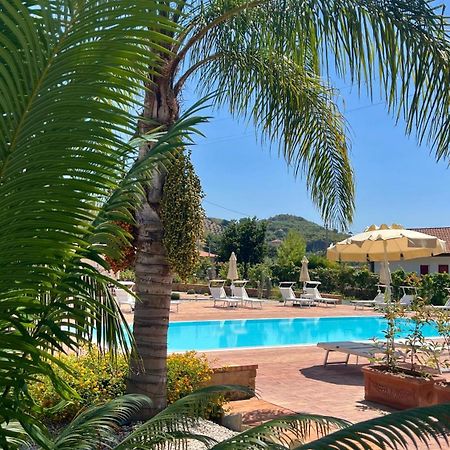 Cuore Del Cilento Relais&Retreat Castellabate Eksteriør billede